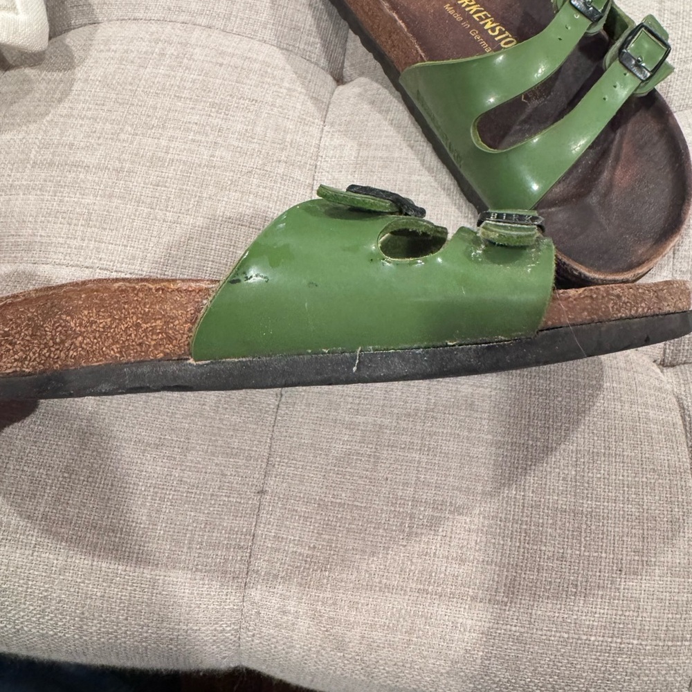 Birkenstock Double-Buckle Sandals in patent leather Olive size 38 245 - Picture 3 of 10